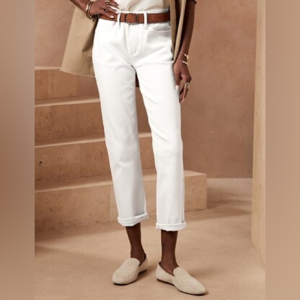 Banana Republic Girlfriend Jean Mid Rise Ankle Pure White
